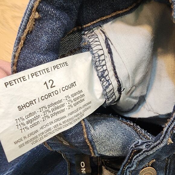 Bandolino Jeans Womens 12 PS Dark Wash Mandie Perfect Fit Straight Leg 33x27 NWT - Picture 10 of 12